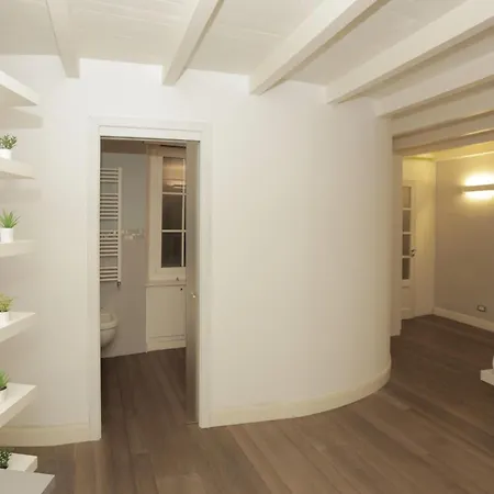 Modern Style - Historic Soul - 2 Floors Apartman