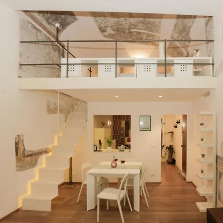 Modern Style - Historic Soul - 2 Floors * ג'נובה